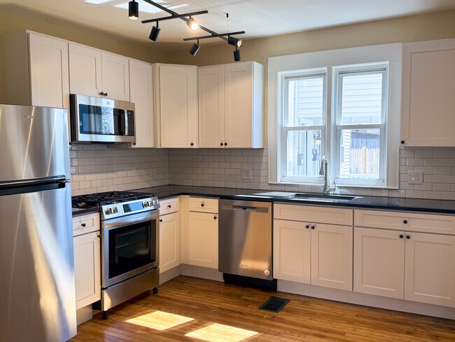 Foto del edificio - 11 Aubin St