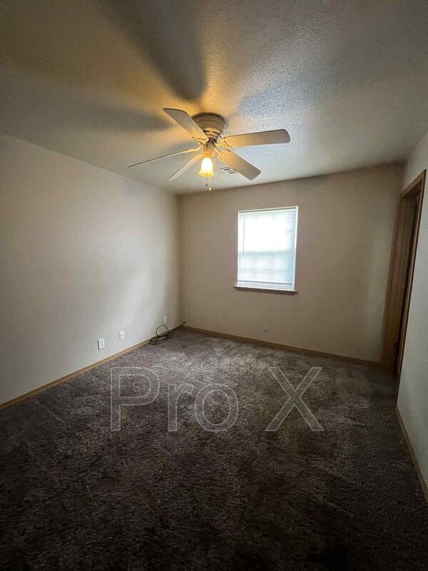 Foto del edificio - 4575 E Zora St