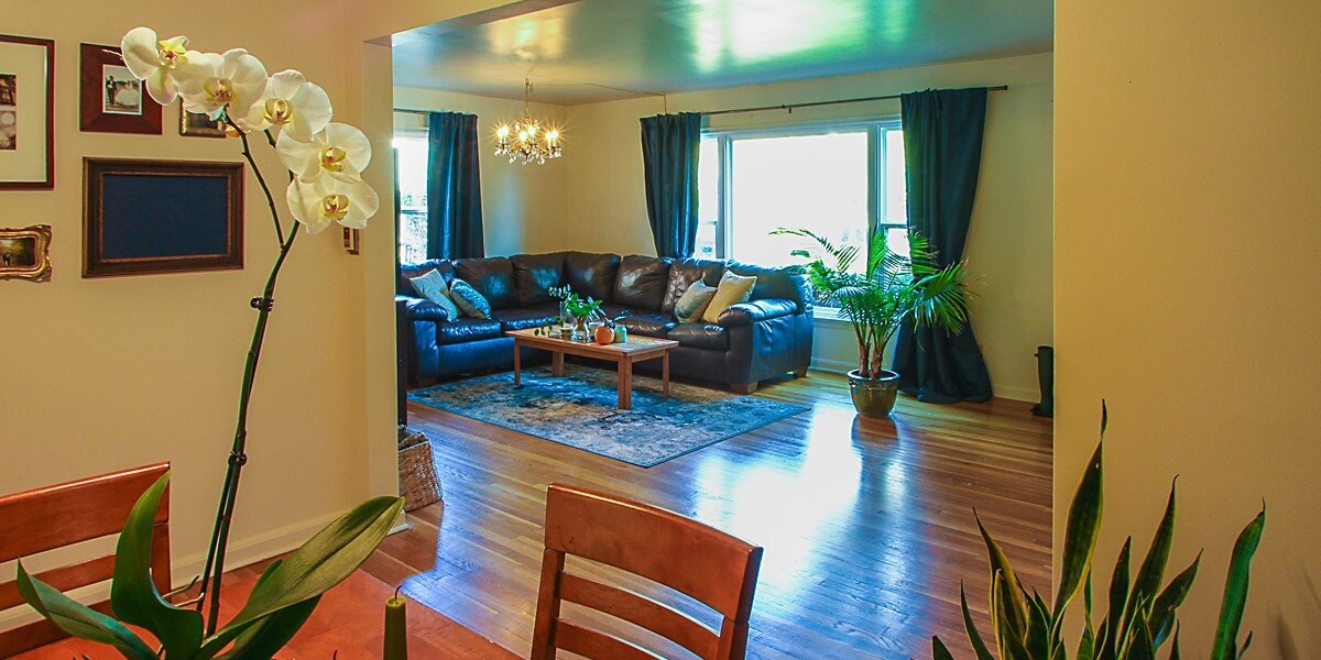 Interior Photo - 3820 Jones Street Apartments