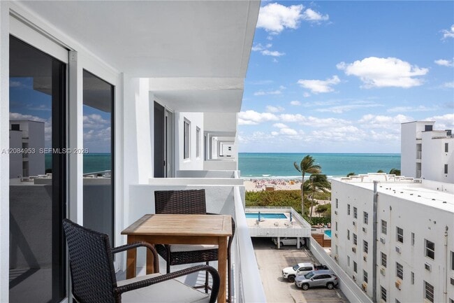 Building Photo - 345 Ocean Dr