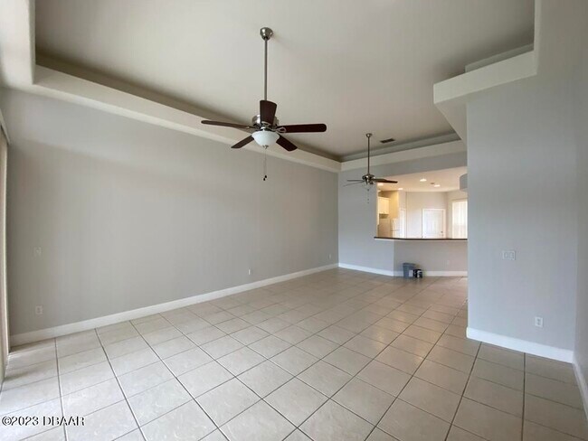 Building Photo - 240 Bauer Cir
