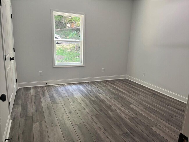 Building Photo - 872 Chestatee Cir
