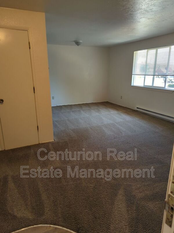 Foto del edificio - 3719 Hawthorne Ave