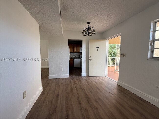 Foto del edificio - 13100 SW 92nd Ave