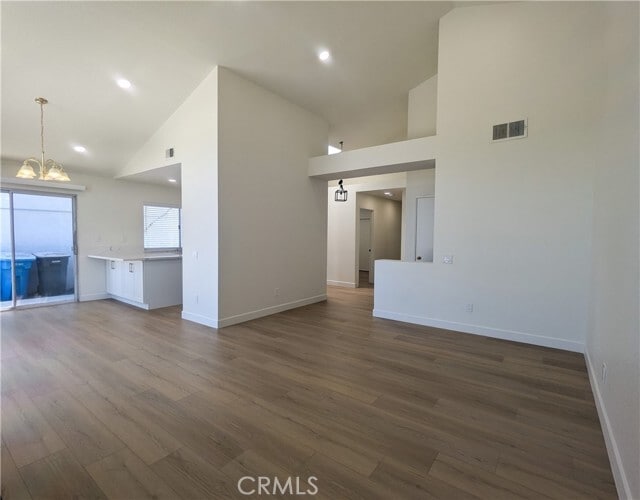 Building Photo - 6 Parkwood