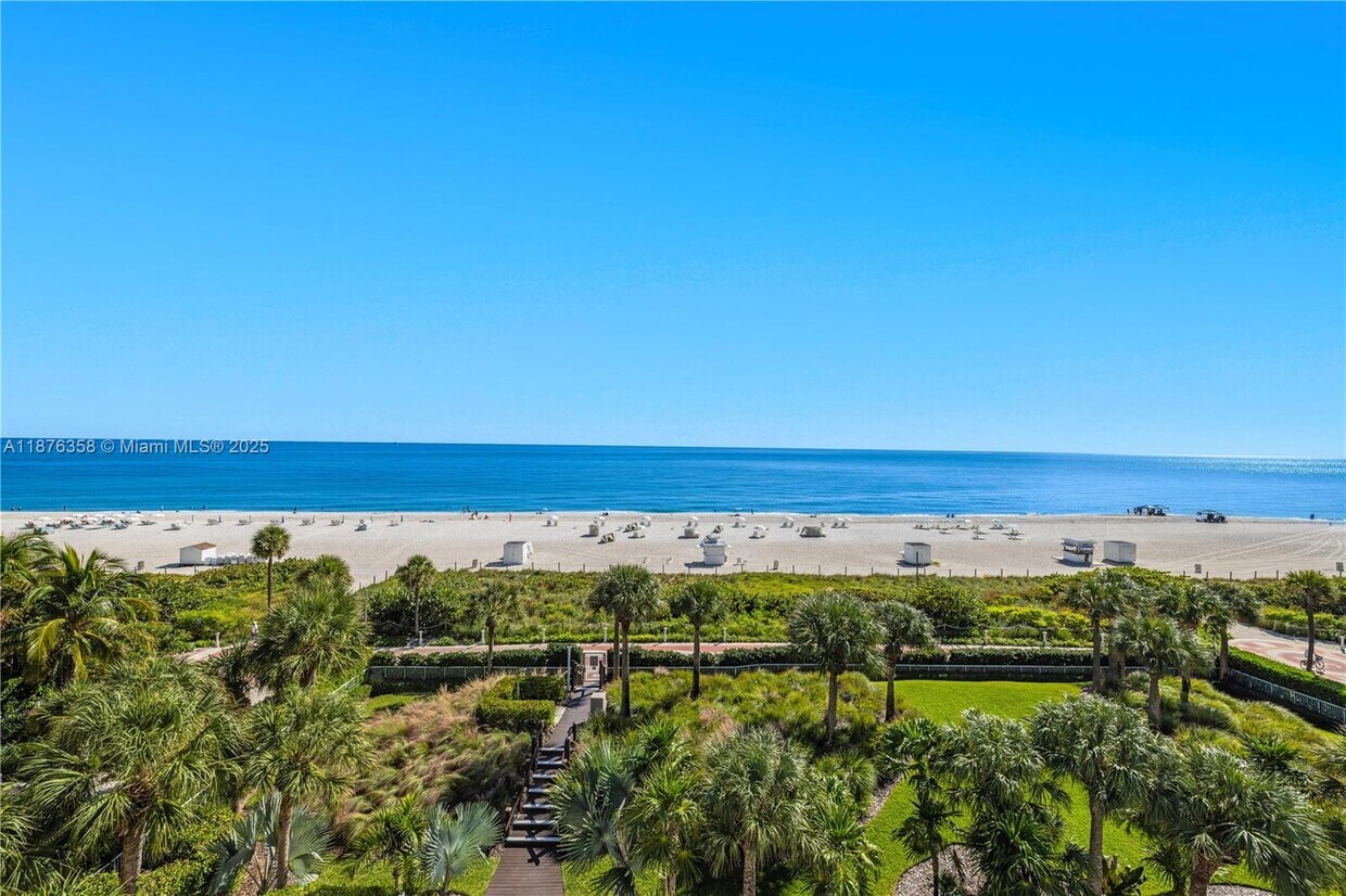 Foto principal - 3739 Collins Ave