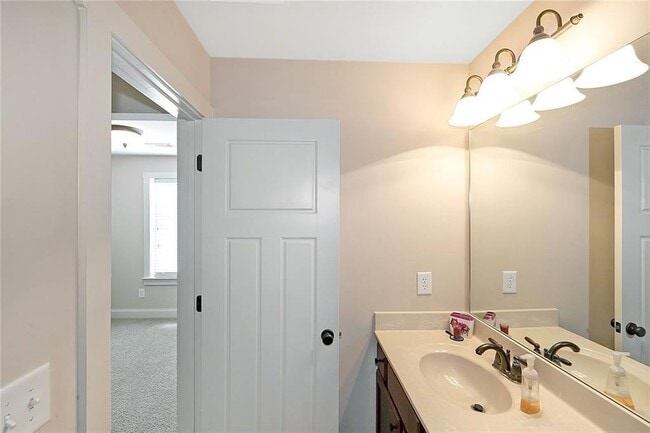 Building Photo - 4242 Rovello Way NE