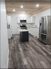 Building Photo - 810 2nd Ave N