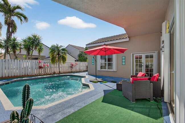 Foto del edificio - 1005 Cedar Falls Dr