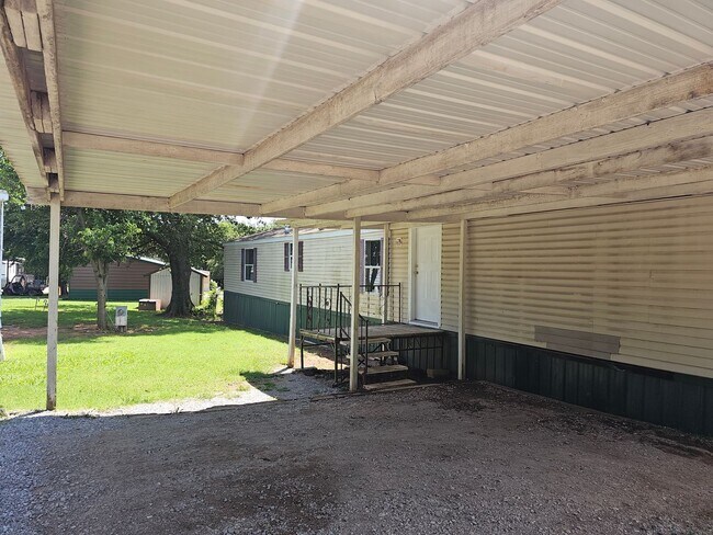 Foto del edificio - 3 bed 2 bath Mobile Home