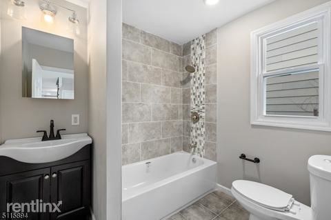 Foto del edificio - 3 br, 2 bath House - 666 Maple Ave