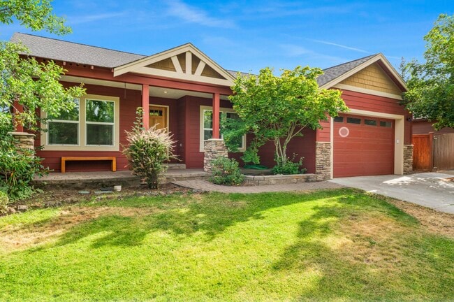 Building Photo - 20881 Top Knot Ln