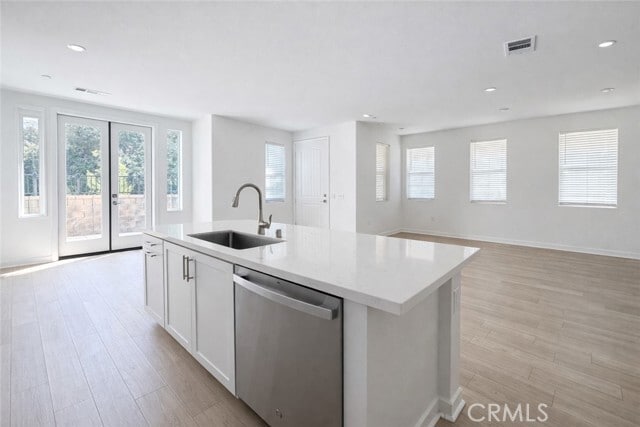 Building Photo - 8327 Gabrielino Ct