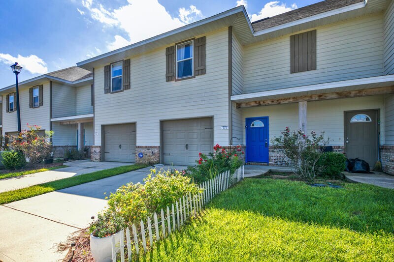 511 Arbor Lake Dr, Crestview, FL 32536 Condo for Rent in Crestview