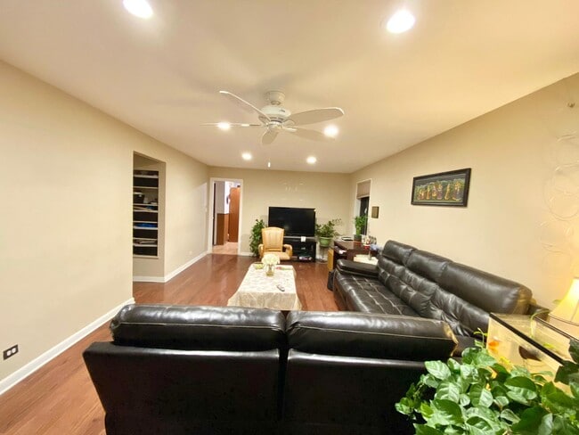 Foto del edificio - 850 Waukegan Rd