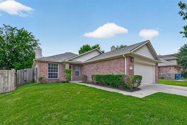 Foto del edificio - 18499 Sunrise Pines Dr
