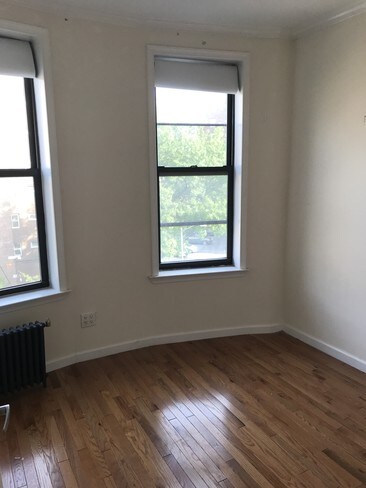Building Photo - 133 Avenue D