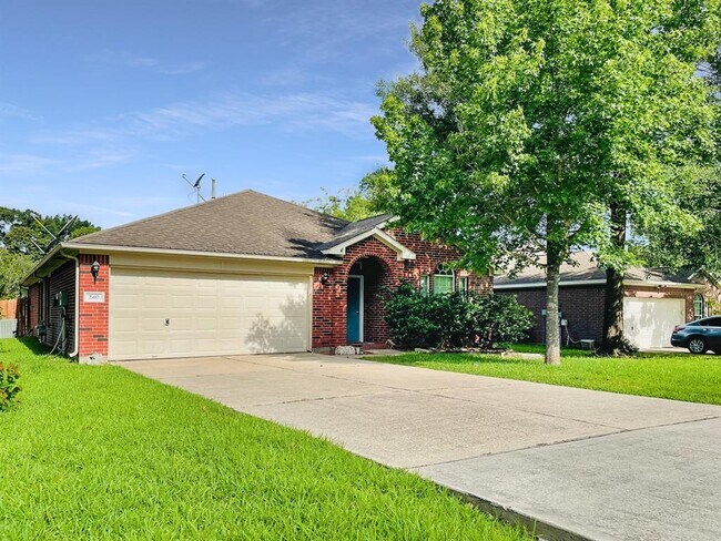 Building Photo - 240 Mesa View