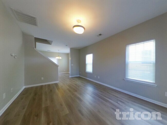 Building Photo - 303 Stonewood Crossing Dr