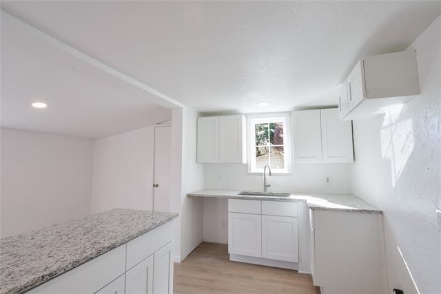 Foto del edificio - 217 N Burdette Ave