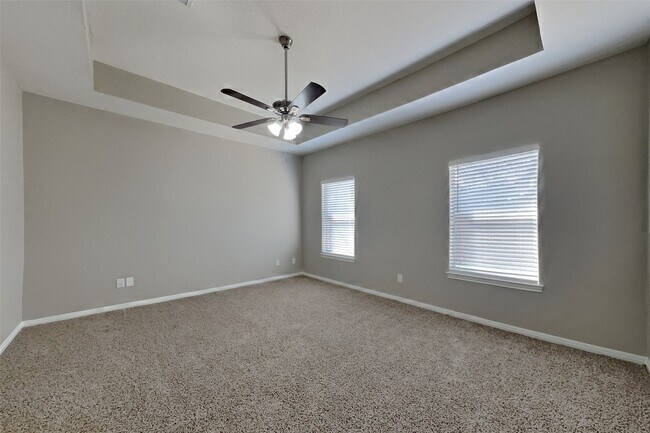 Building Photo - 121 Warbonnet Dr