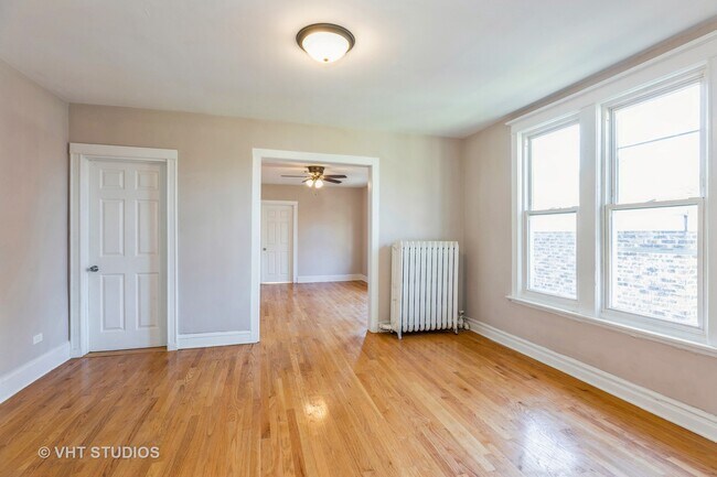 Building Photo - 1244 W 97th Pl