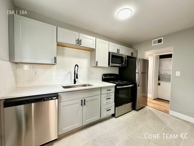 Foto del edificio - 2320 W 47th Ave