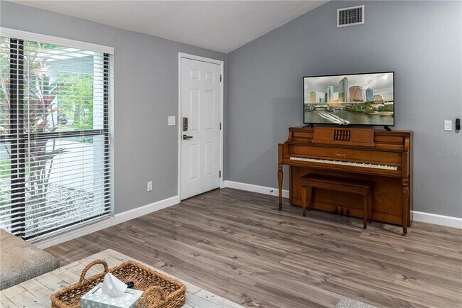 Foto del edificio - 7507 Woodland Oaks Ct