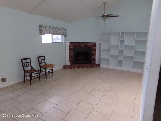 Foto del edificio - 1131 Glenham Dr NE
