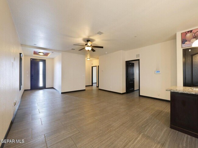 Foto del edificio - 11629 Grotto Bay Ct
