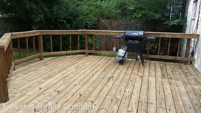 Foto del edificio - 4 br, 2 bath House - 1771 Gerrard Ave