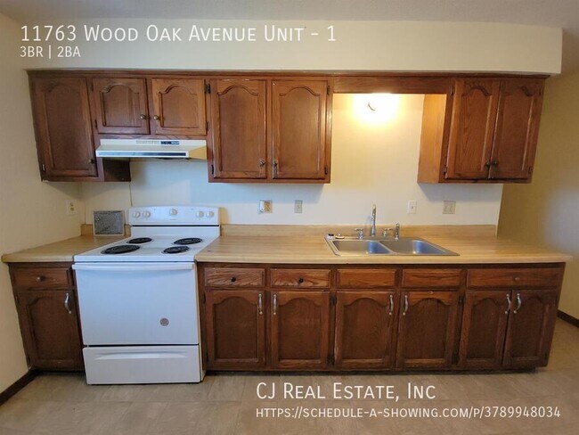 Building Photo - 11763 Wood Oak Ave