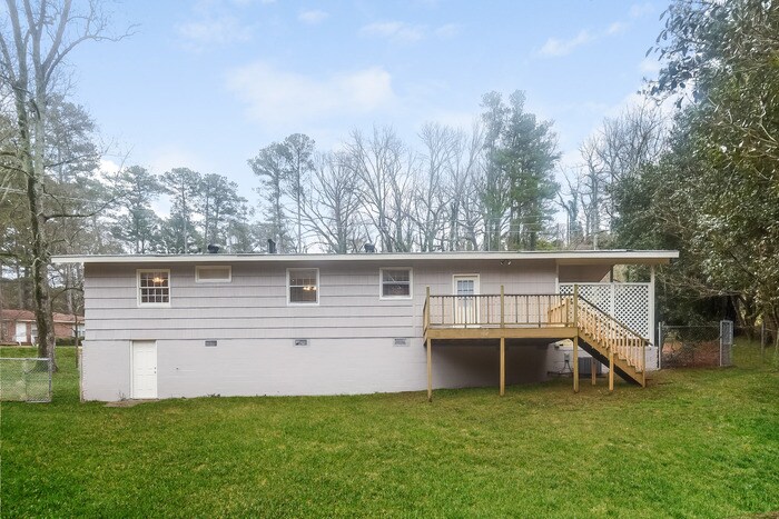 Primary Photo - 1120 Lay Drive