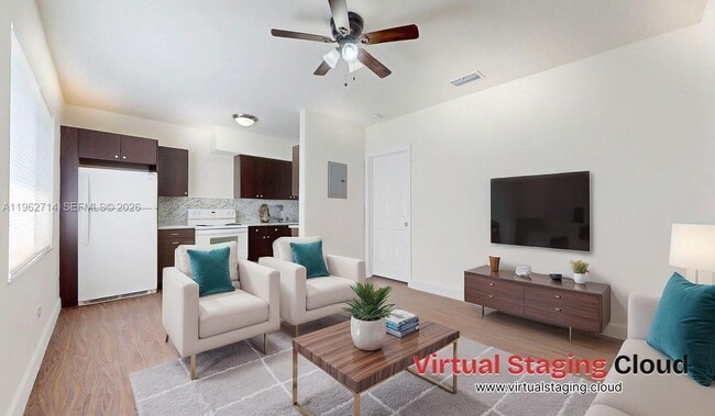 Foto del edificio - 74 W 15th St