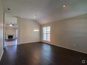 Building Photo - 10804 Huntington Rd