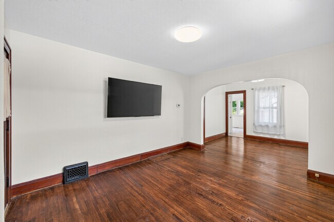 Foto del edificio - 421 Goodhue St