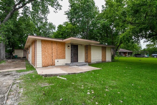 Building Photo - 3522 Stonham St