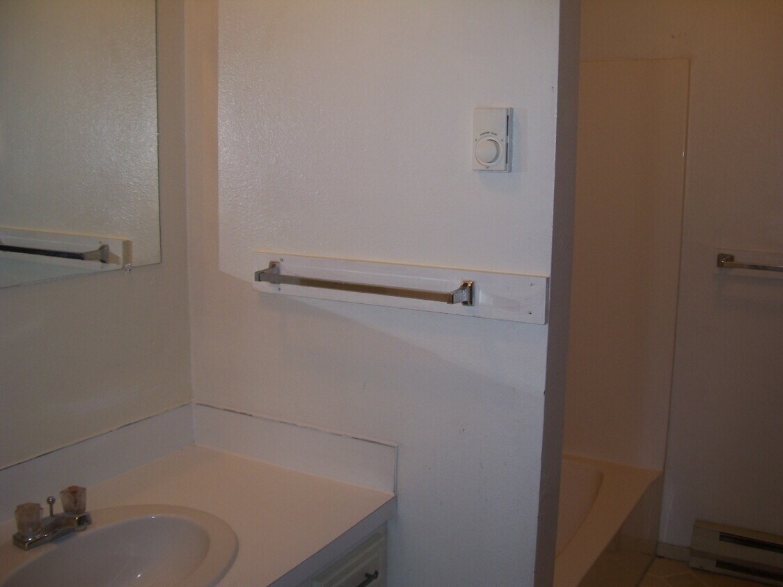 Building Photo - Building 4- Flying Bee Enterprises, LLC