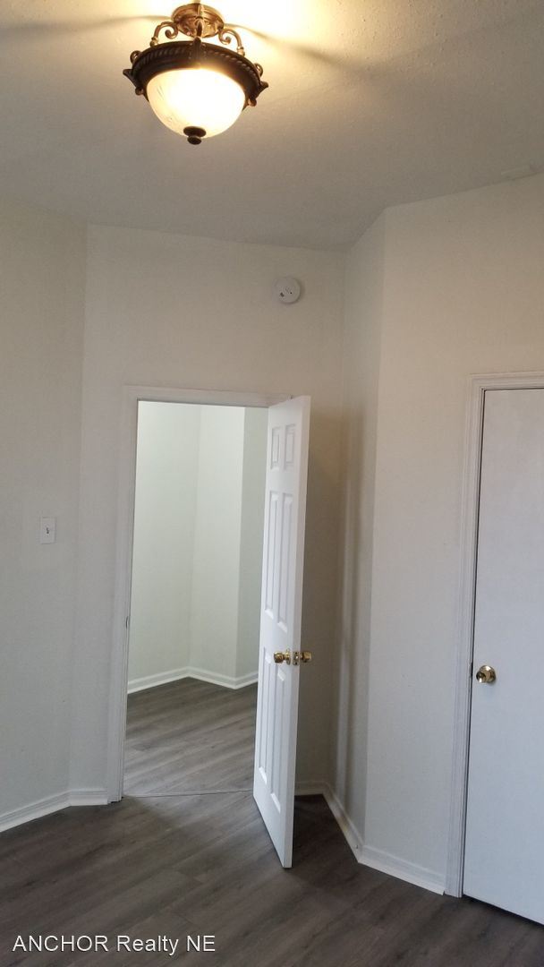 Building Photo - 5 br, 2 bath House - 1633 S. 54th St.