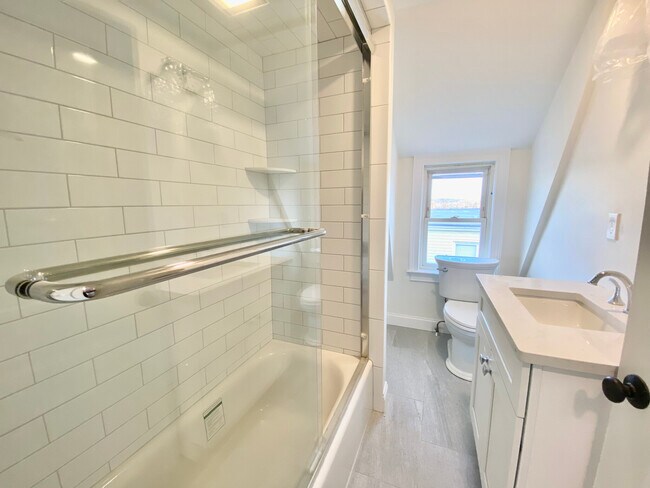 Foto del edificio - 21 Bellevue St