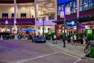 Building Photo - 833 Reef Point Cir