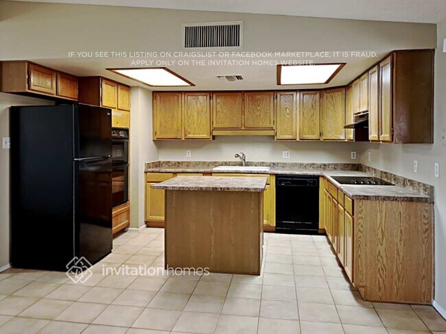 Foto del edificio - 8831 N 37th Dr