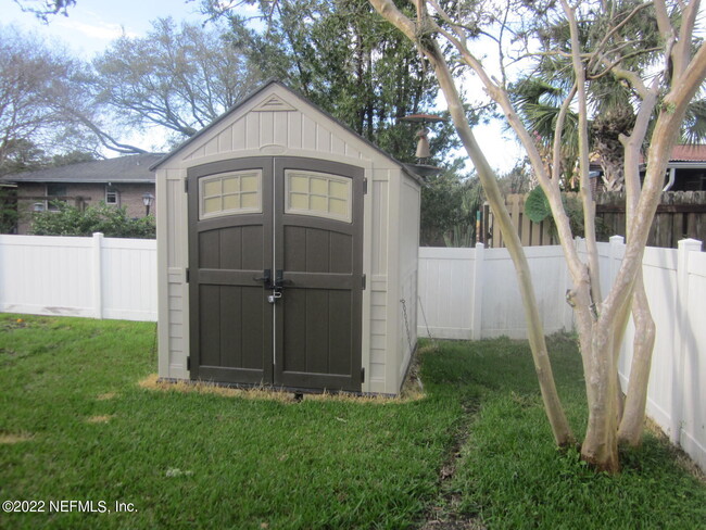 Building Photo - 14525 Cedar Island Rd N