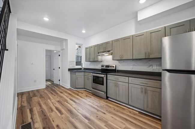 3BR/1BA | Newly Renovated | Fast Approval - 3BR/1BA | Newly Renovated | Fast Approval House