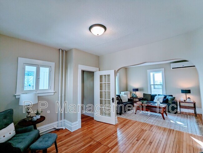 Foto del edificio - 3620 Pillsbury Ave