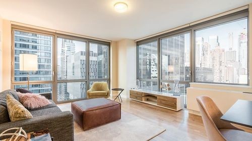 Primary Photo - 606 W 57th St