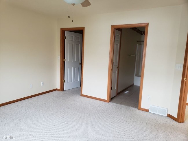 Foto del edificio - 2 br, 2 bath Duplex - 4372 Brickyard Ln 4372