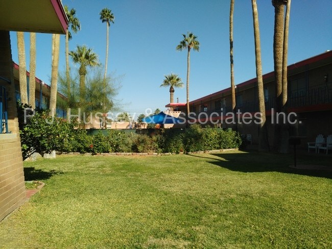 Foto del edificio - 420 E McMurray Blvd #16
