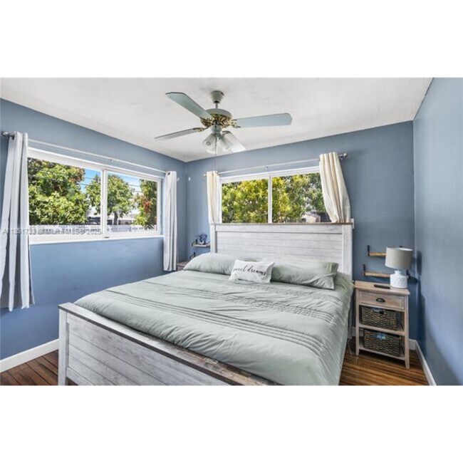 Foto del edificio - 19310 Christmas Rd