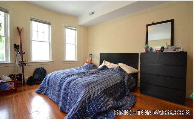 Foto del edificio - 74 Brooks St